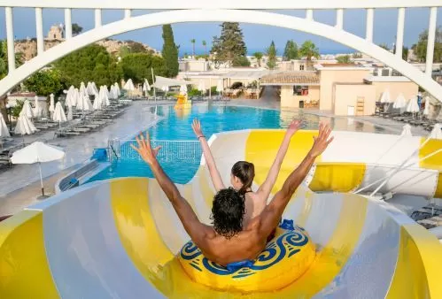 St Elias Resort - Pool